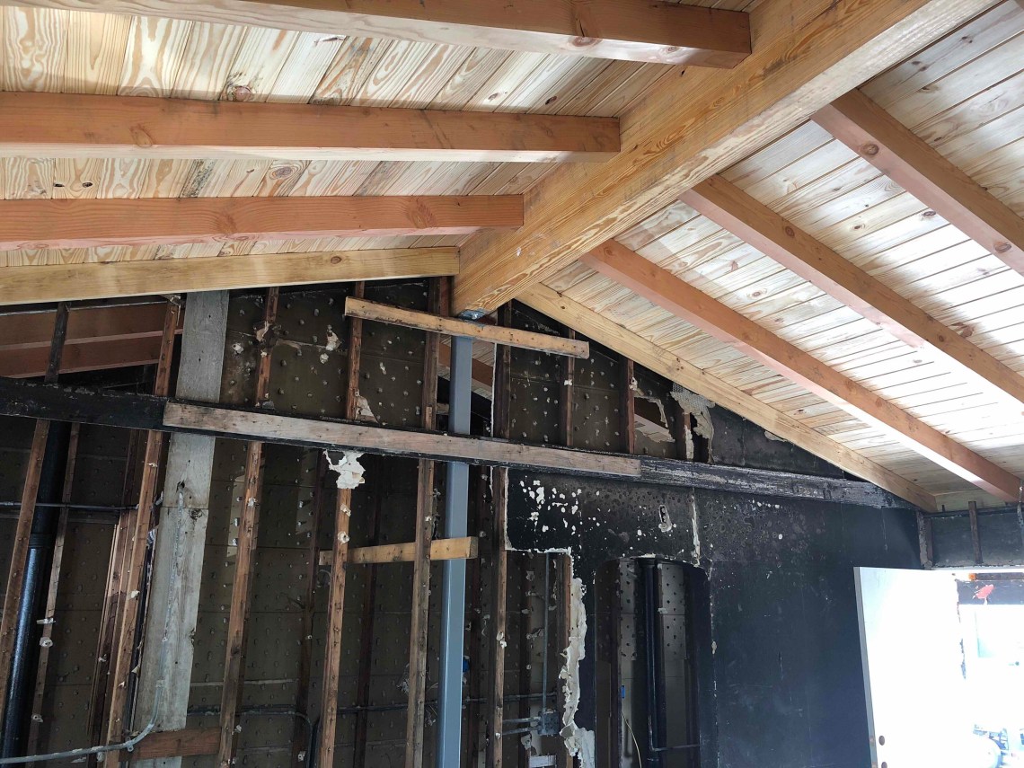 EDED7778-60DA-4D95-980D-E8508F1A54D1